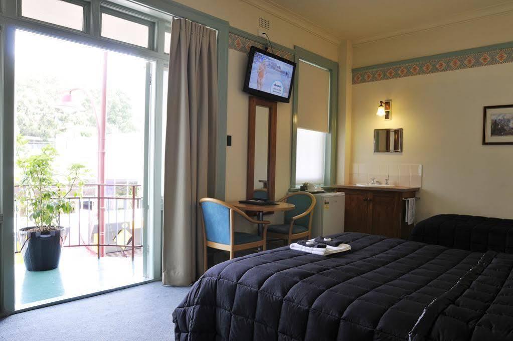 Hotel Gosford Eksteriør bilde